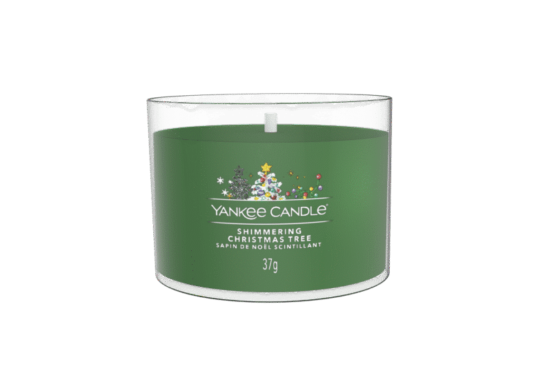 Grön Yankee Candle med Shimmering Christmas Tree doft i glasburk.